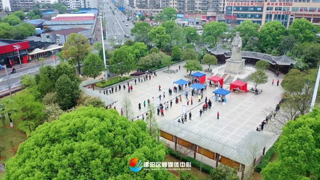 山西绛县最新动态，暖阳下的友情温馨故事