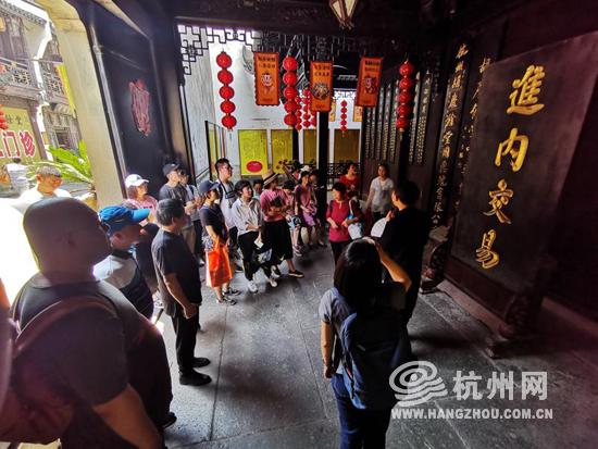 手机QQ2014最新版官方下载，小巷深处的宝藏探秘与神秘体验