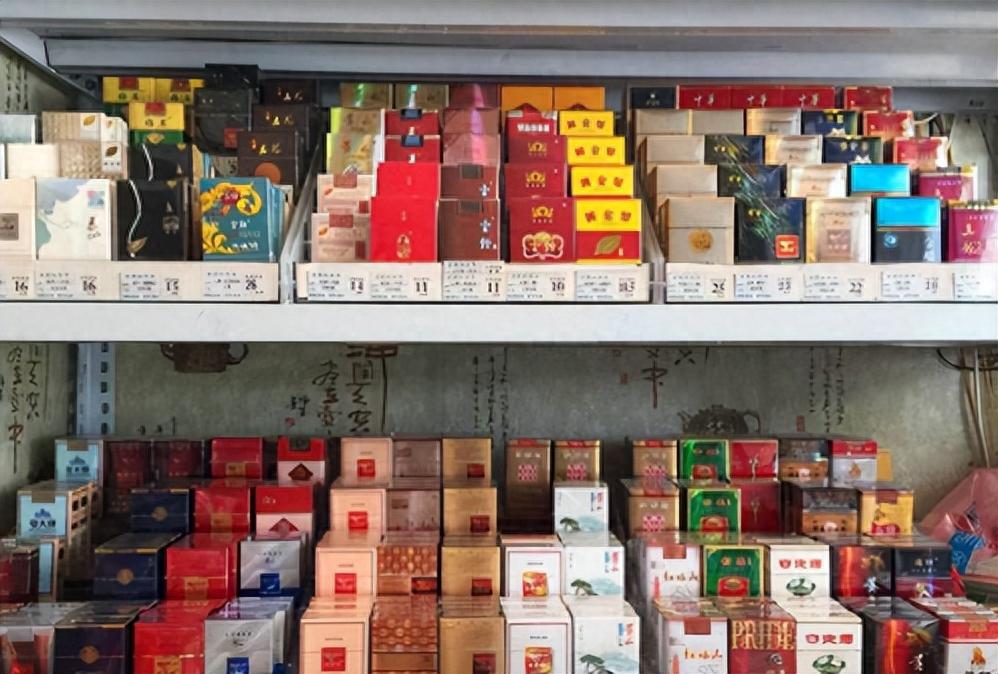 茶三酒四香烟行情表，小巷深处的独特风情展示