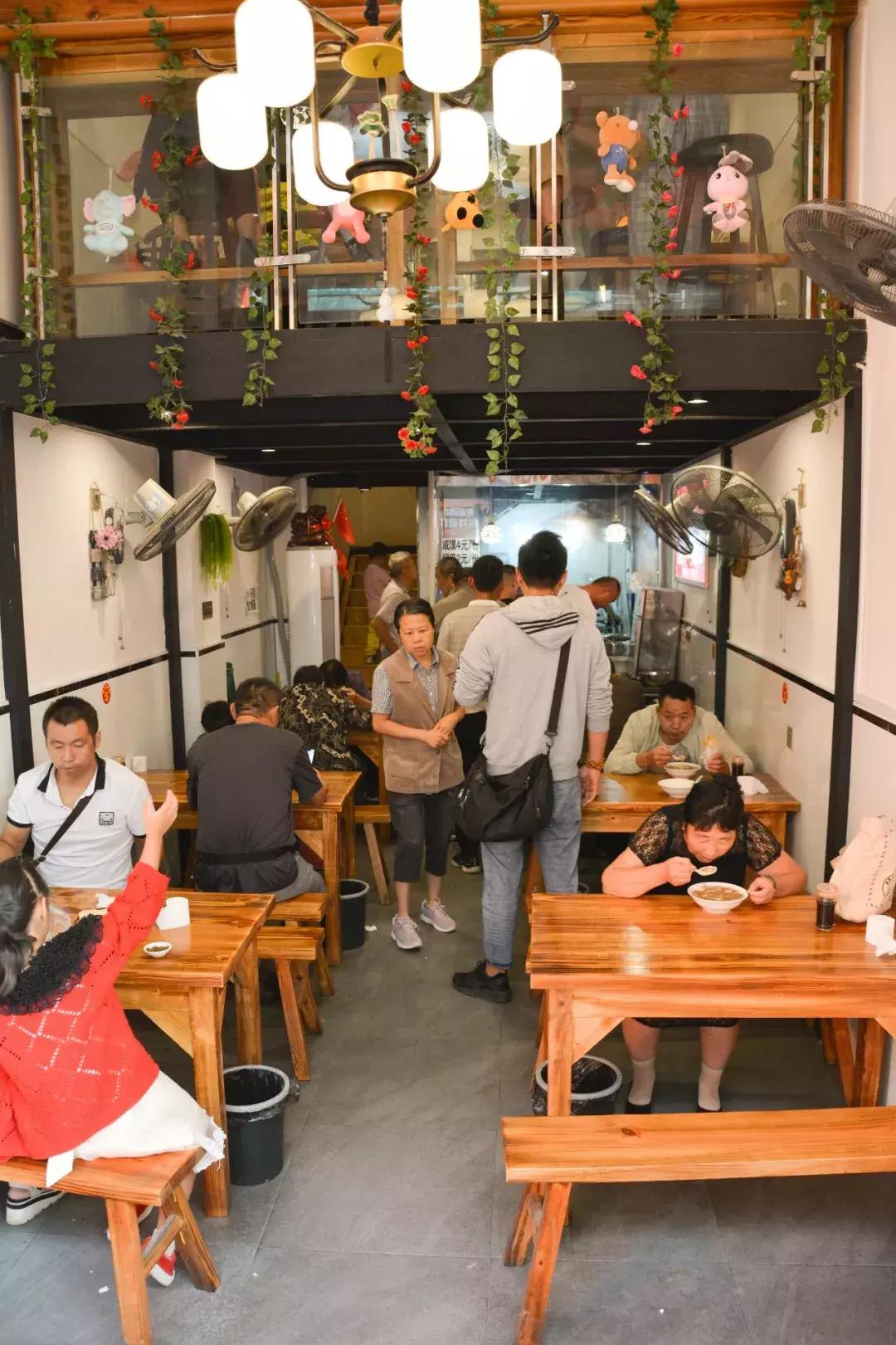 韩国最新行业片揭秘，小巷深处的秘密小店探秘之旅