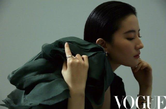 最新微信女名，蜕变之光，学习成就自信与成长之路