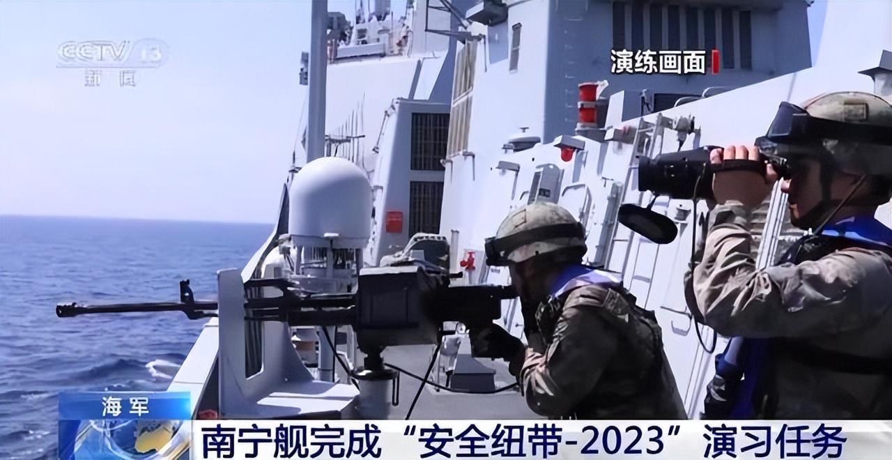 QQ三国最新日常，小英雄的冒险与友情纽带之旅