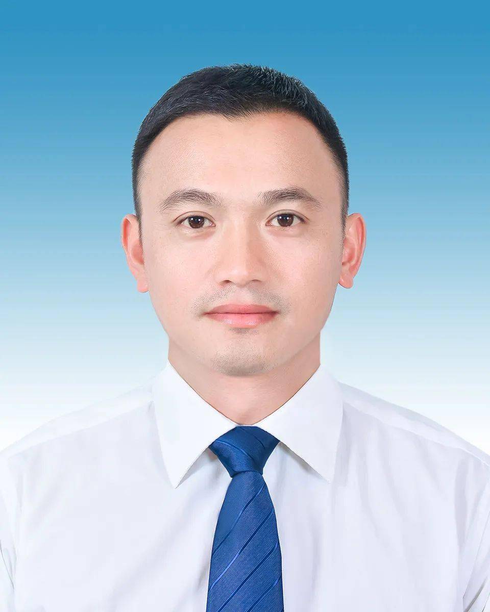永靖县人事新任陈克义的温馨日常报道