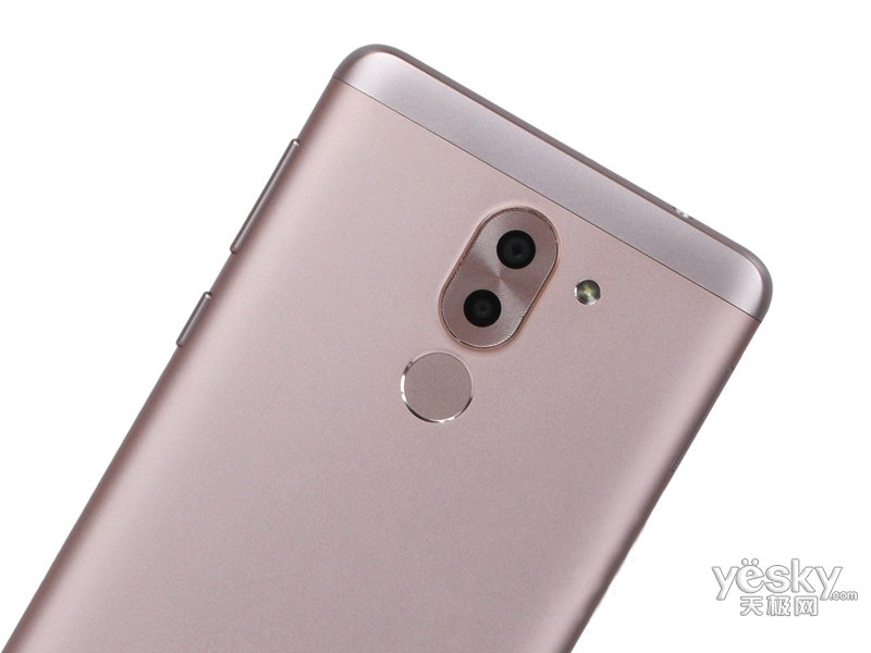 荣耀畅玩6x最新消息揭秘，重磅更新一网打尽📱