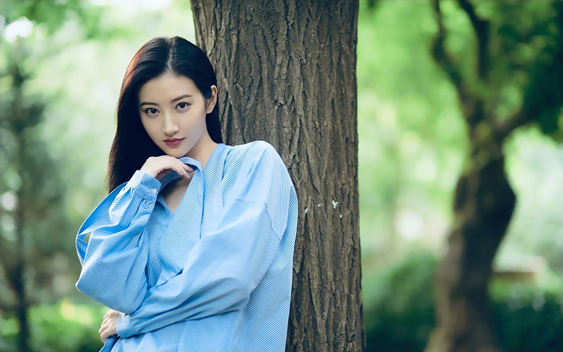 张新成李兰迪星光闪耀,最新动态揭秘