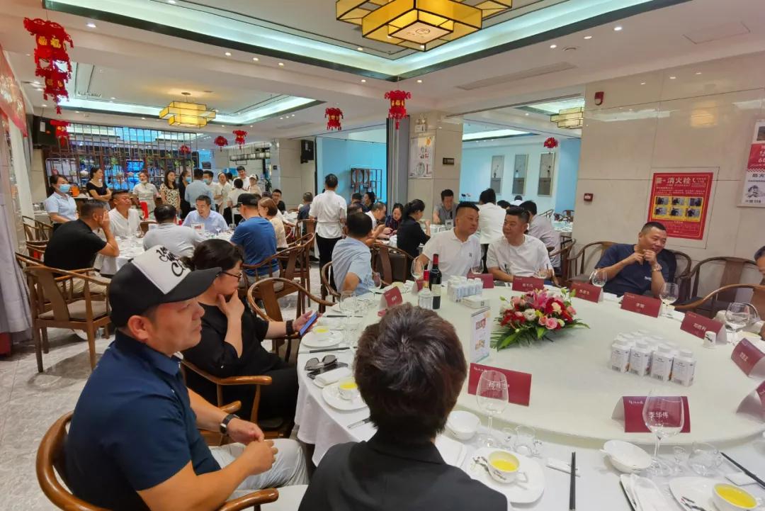 最新NBA火箭视频直播，篮球盛宴与友情交织的直播之夜