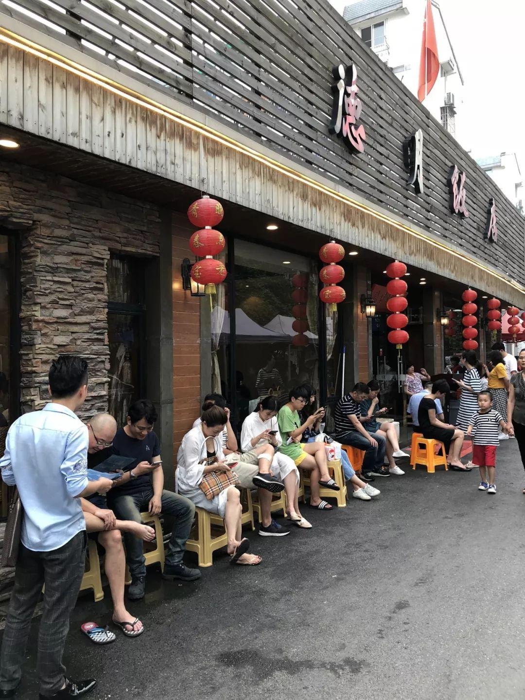 韩国与朝鲜最新动态,小巷深处的独特风情与一家魅力十足的特色小店