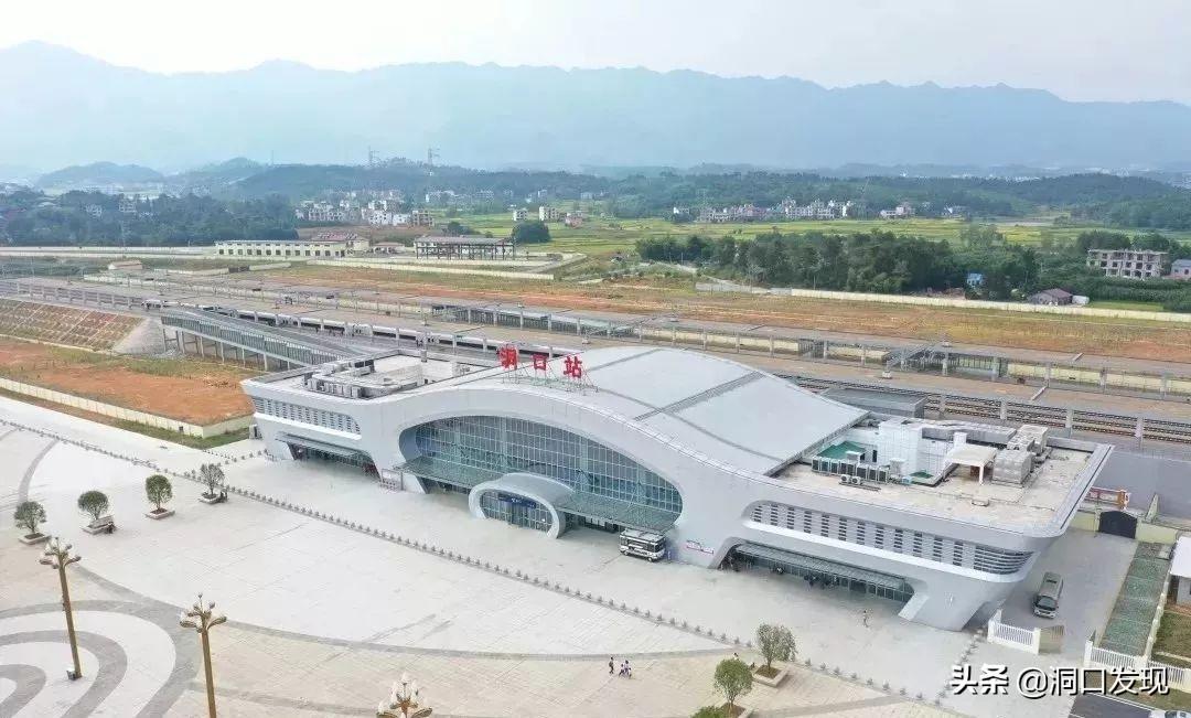 隆回铁路最新进展更新,最新动态揭秘