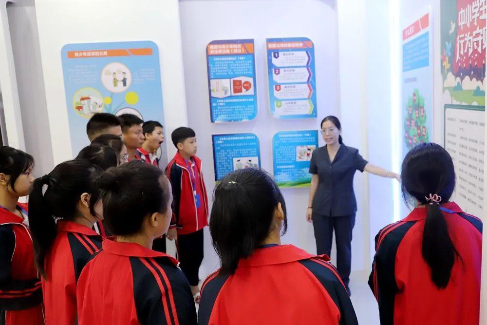 揭秘最新QQ诈骗对话记录背后的心灵与自然的奇妙旅程