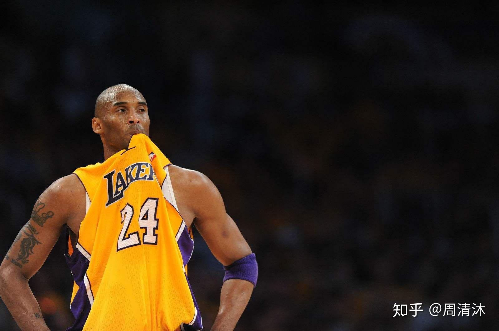 科比最新版,篮球传奇的日常生活温馨篇章