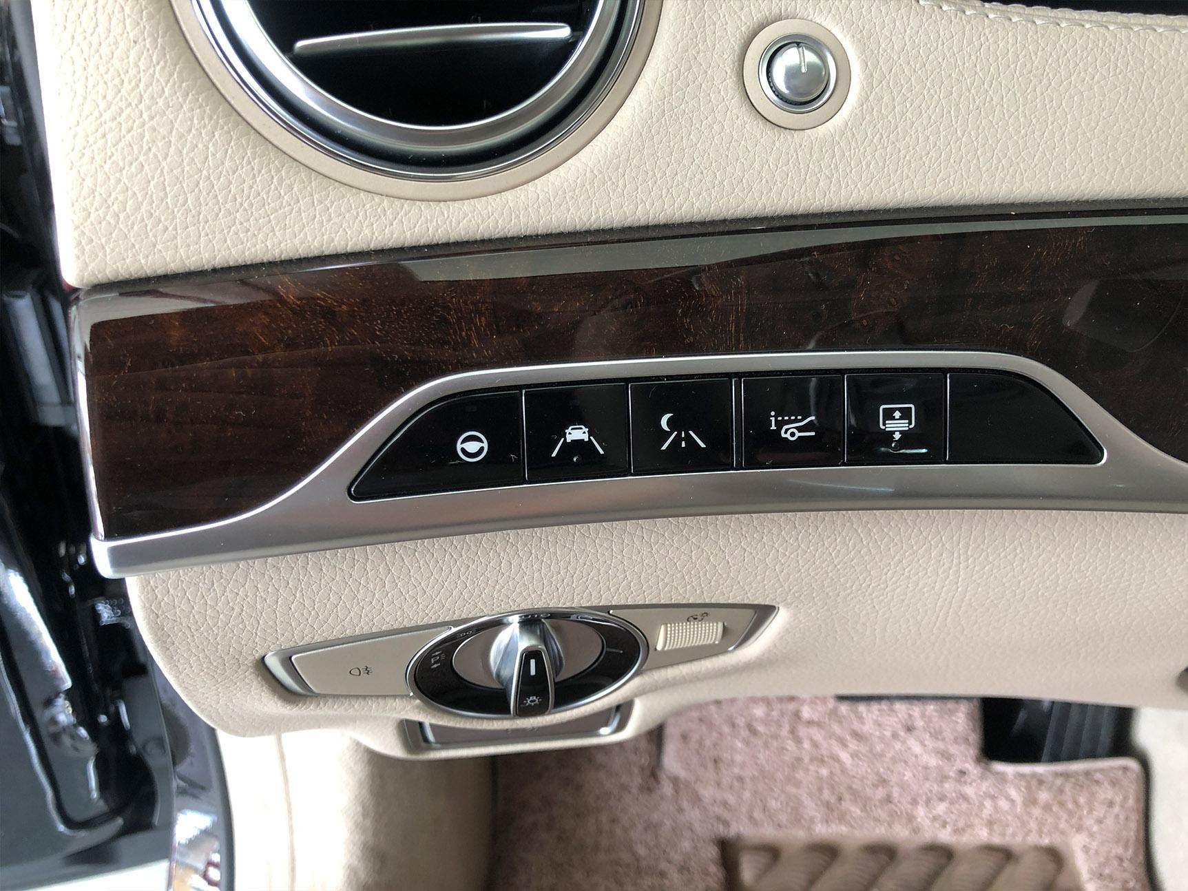 奔驰S350最新款,豪华与科技的无缝融合✨