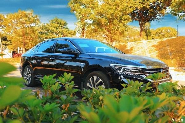 最新款帕萨特,家庭温馨之旅的绝佳选择