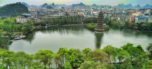 最新商业资讯与心灵之旅,自然美景探寻内心平和宁静的旅程