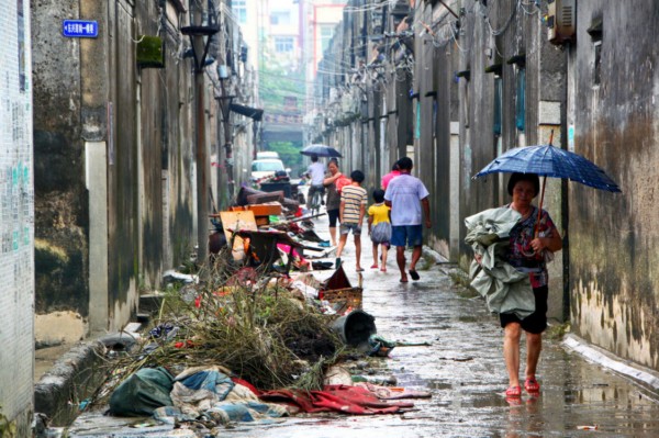 水灾最新进展与小巷深处的独特风情与隐藏的特色小店探索