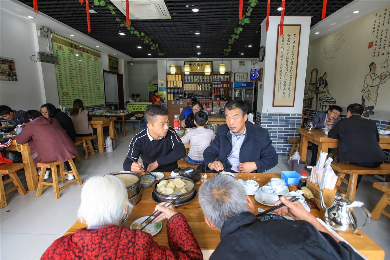 聊城高铁最新动态,探秘小巷独特风味美食之旅