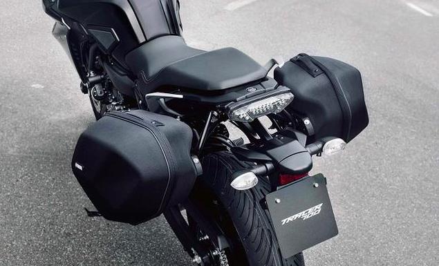 雅马哈最新款摩托车,友情与家的温馨骑行之旅