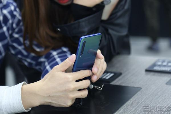 三星S8最新价格,掌握科技前沿动态,尽享前沿体验