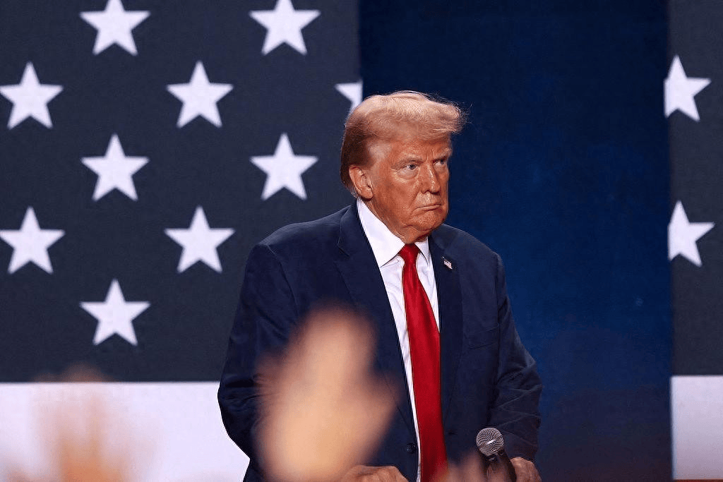 美国特朗普最新消息解读,揭秘疑点,重磅更新!