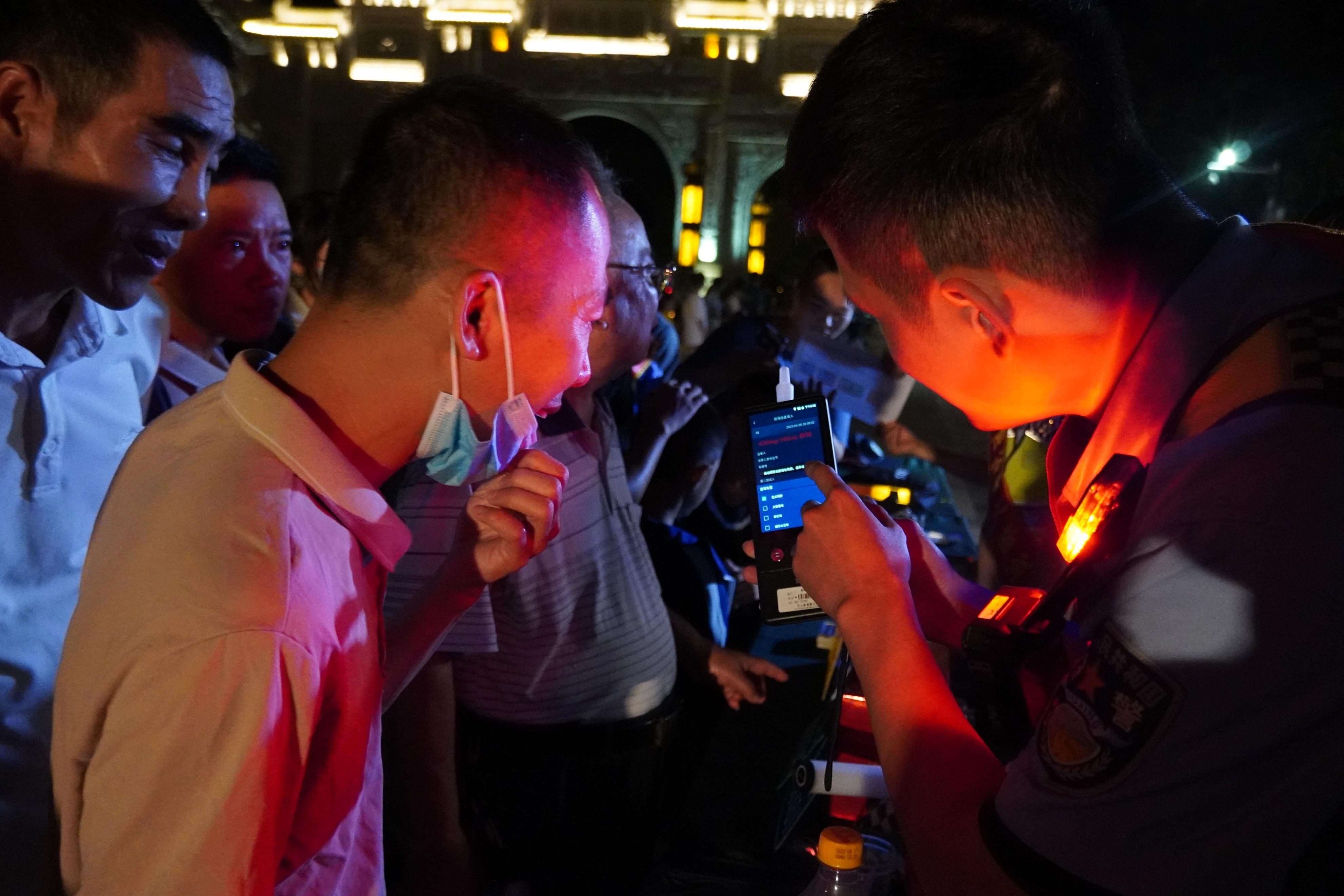 最新警片,现实与娱乐的交织?