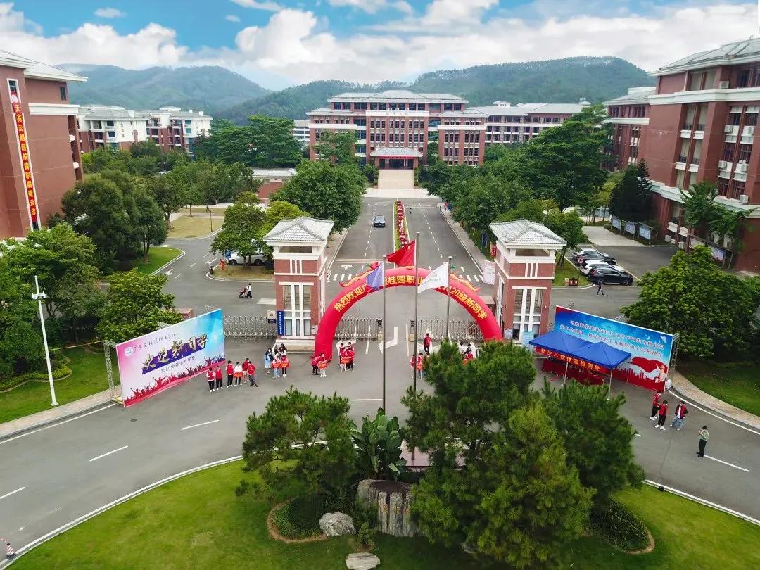 洞悉薪酬变革,基本工资最新标准与增长趋势分析(2022版)